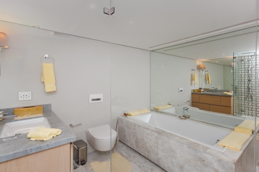 To Let 3 Bedroom Property for Rent in Clifton Western Cape